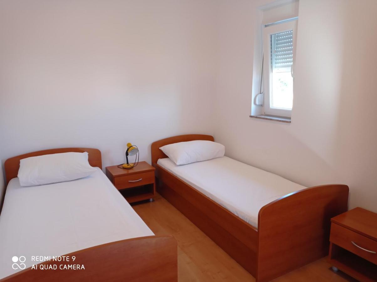 Apartments Vodopija 300M To The Beach Свети-Филип-и-Яков Экстерьер фото