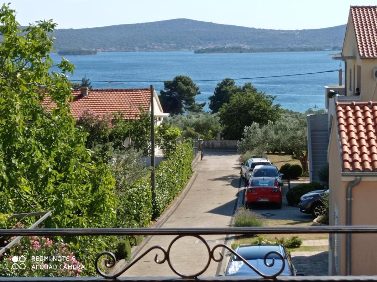 Apartments Vodopija 300M To The Beach Свети-Филип-и-Яков Экстерьер фото