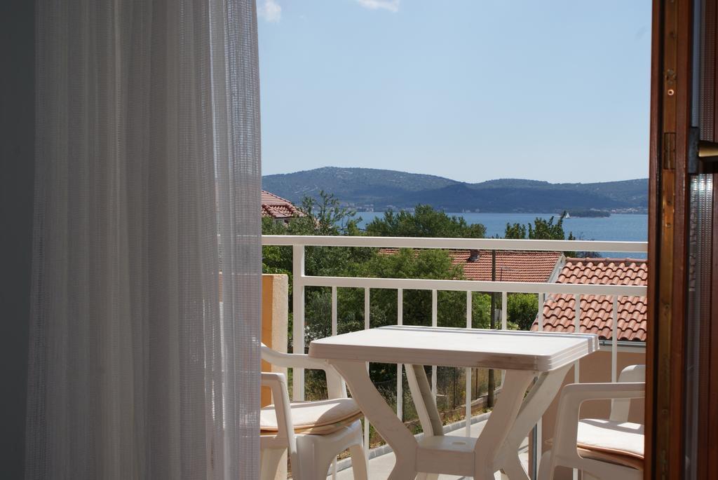 Apartments Vodopija 300M To The Beach Свети-Филип-и-Яков Номер фото