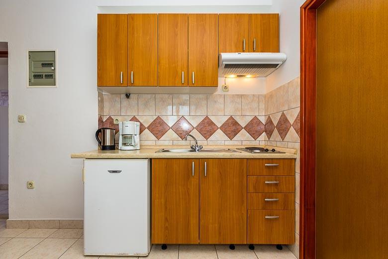Apartments Vodopija 300M To The Beach Свети-Филип-и-Яков Экстерьер фото