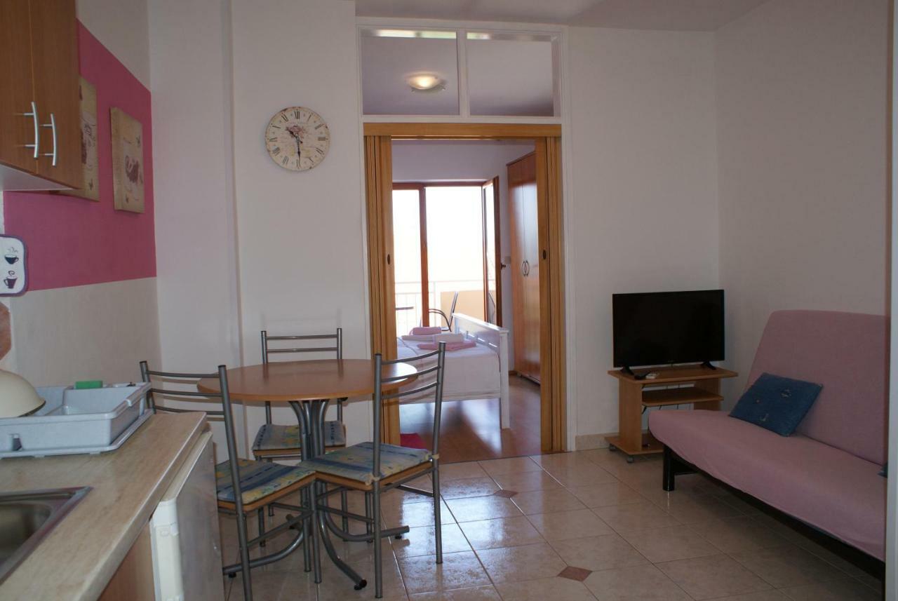 Apartments Vodopija 300M To The Beach Свети-Филип-и-Яков Экстерьер фото